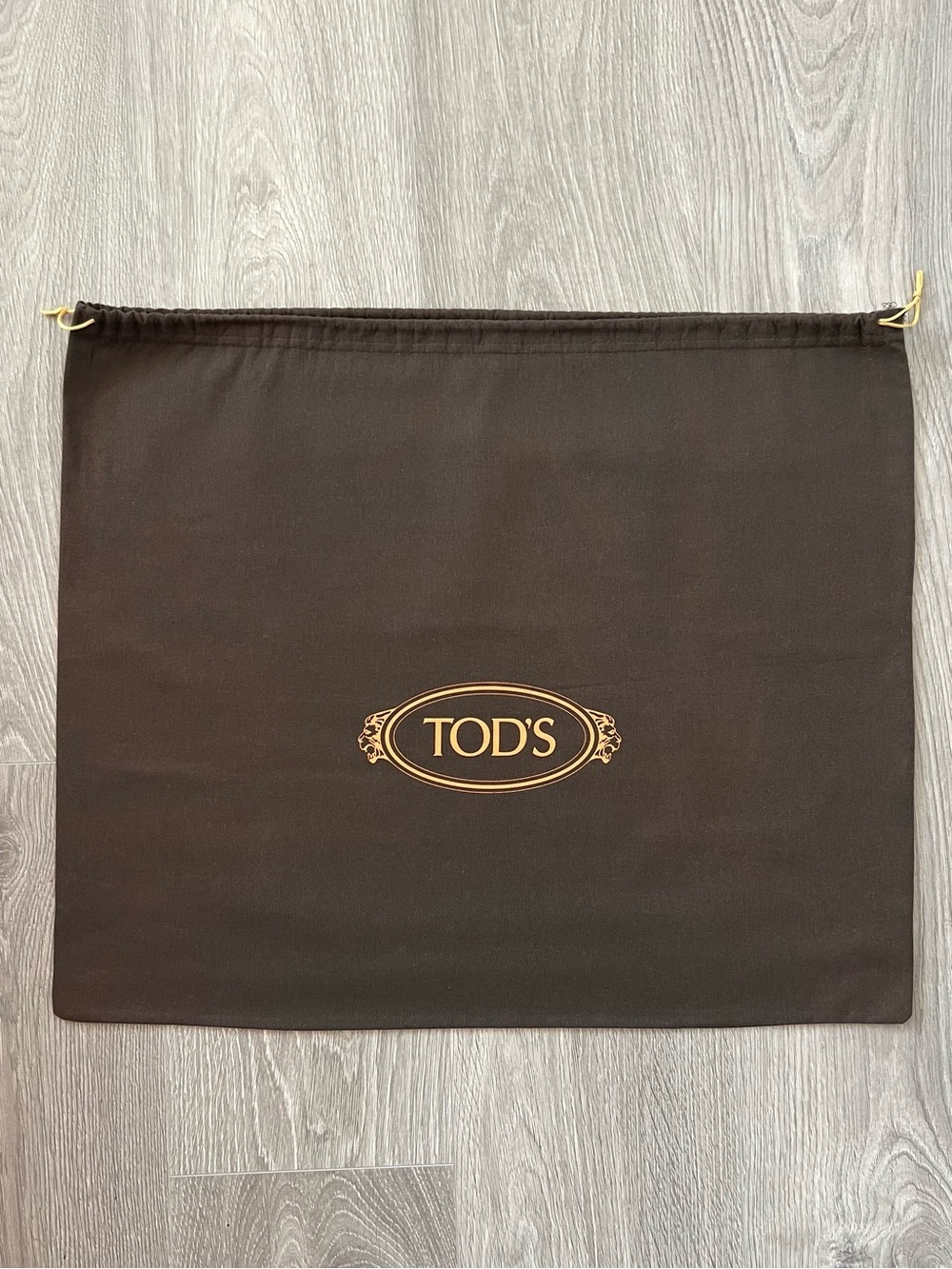 Tod’s dust bag (C309)